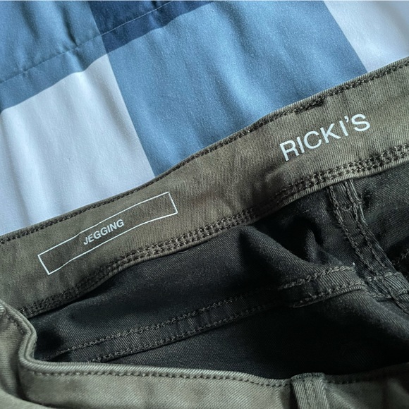 Olive Green, High-waisted Jegging Style Jeans, worn only a couple times - Picture 3 of 4